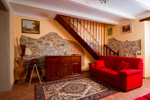 Photos and pictures of self-catered apartments in Tuscany for tourist rental in Cortona