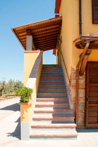 Photos and pictures of self-catered apartments in Tuscany for tourist rental in Cortona